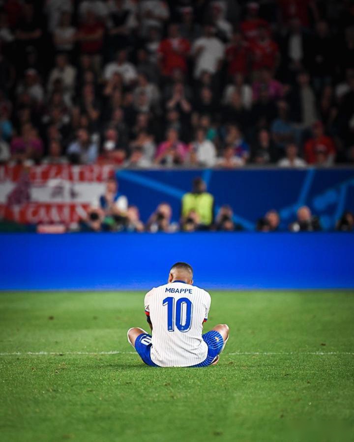 爱游戏体育关于姆巴佩迎来七赛季高光表现，加拿大队球迷沸腾！的信息