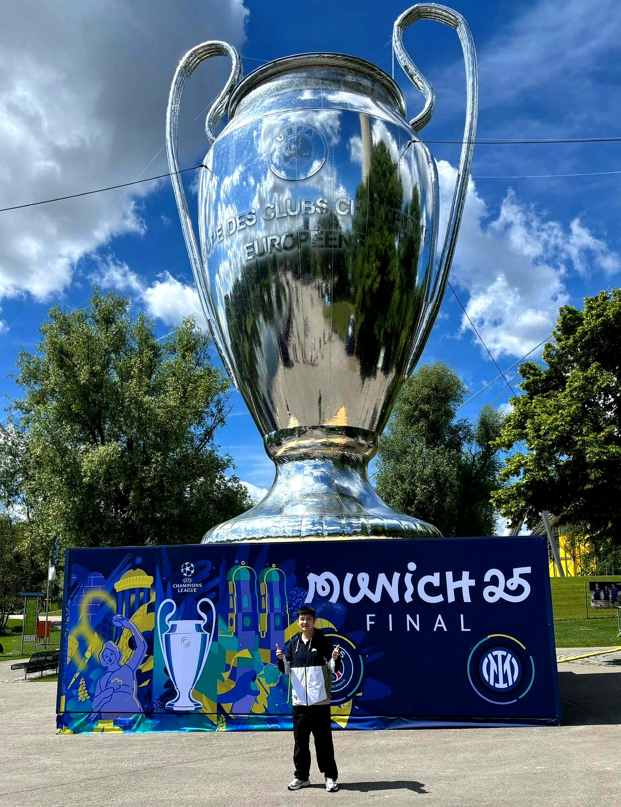 爱游戏体育赛地聚焦——德国杯国际比赛日热度飙升，孟菲斯灰熊战术微调，信心回归，高层口径保持一致的简单介绍